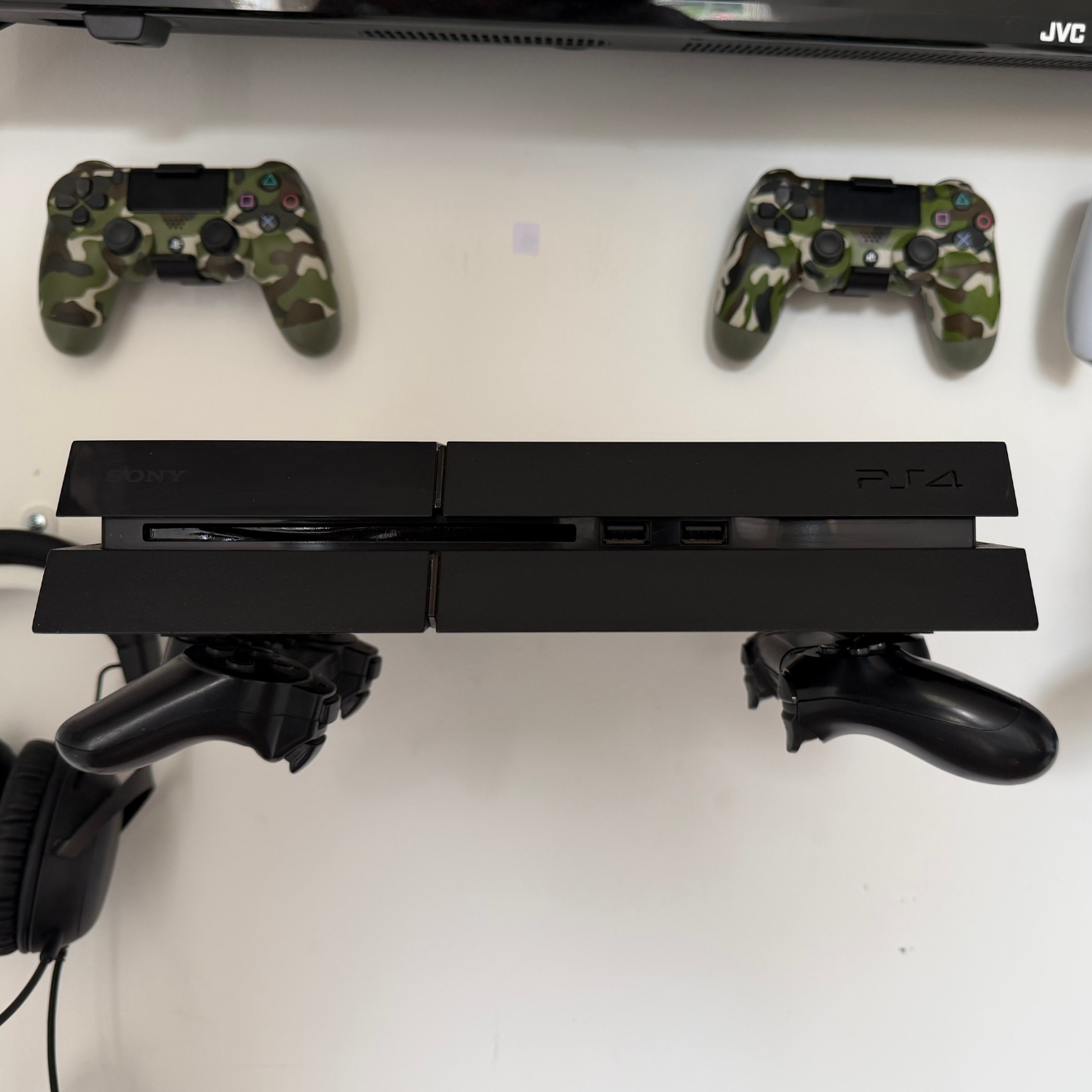 Soporte PS4 Fat horizontal con platinas metálicas